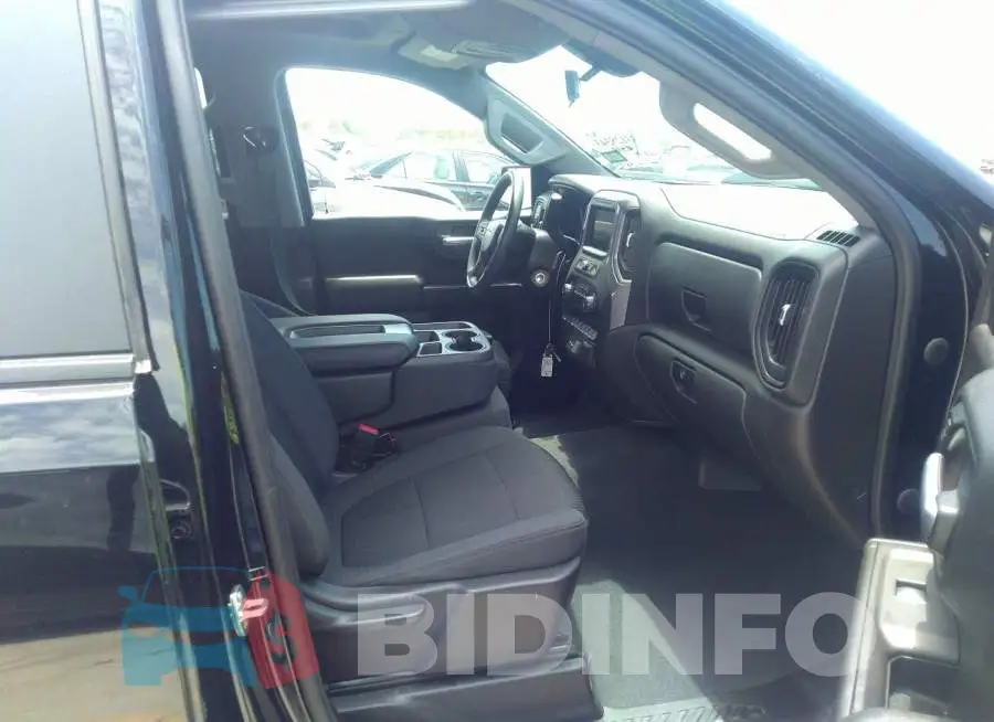 3GCPWBEK8MG209877 Photo# 5