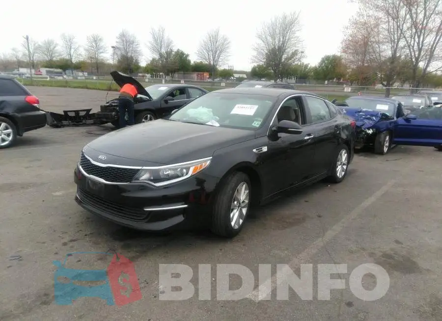 5XXGT4L37JG272189 Photo# 2