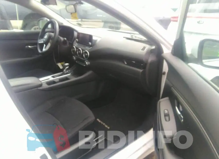 3N1AB8BV1LY303968 Photo# 5
