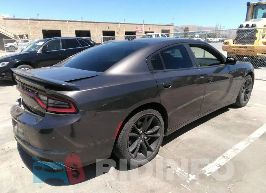 2C3CDXBGXJH167598 Photo# 4