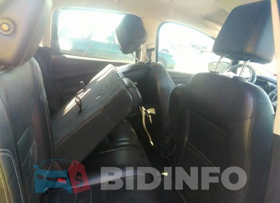 1FADP5CU8FL107304 Photo# 8