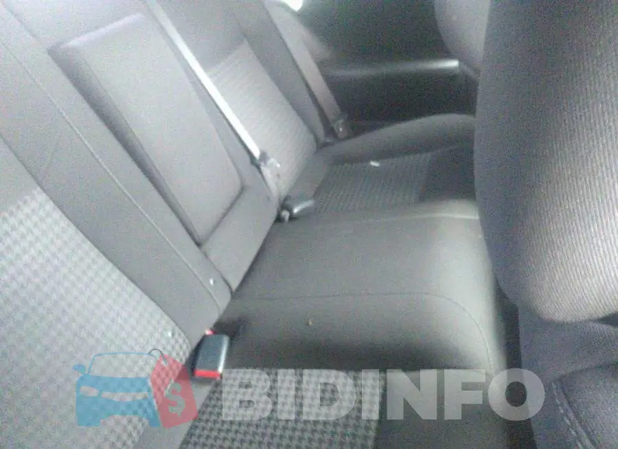 2C3CDZJG1KH621140 Photo# 8
