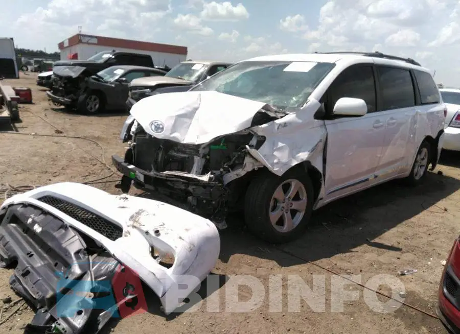 5TDKZ3DC2HS785442 Photo# 2