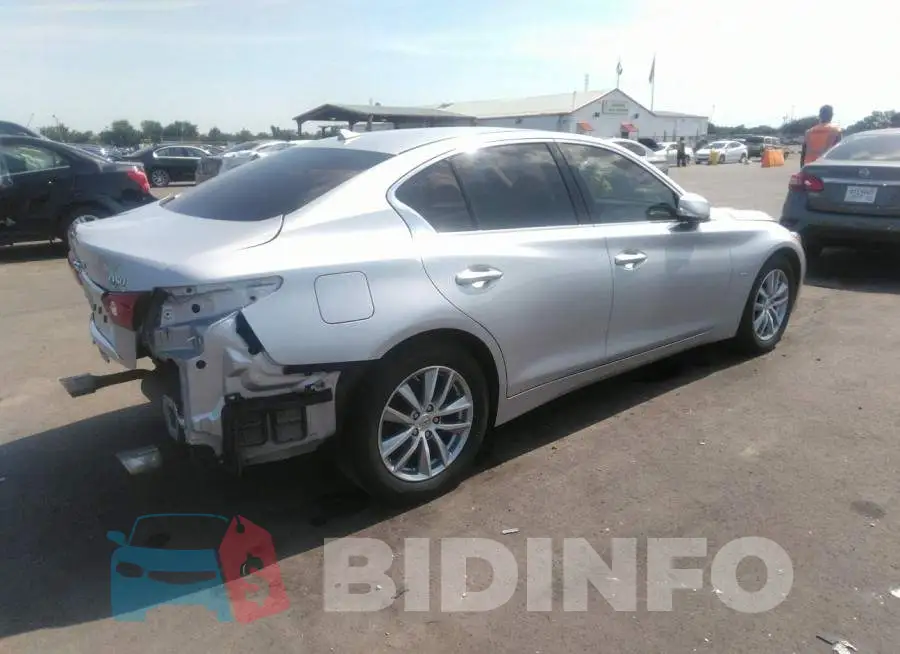 JN1BV7AR1FM402341 Photo# 4
