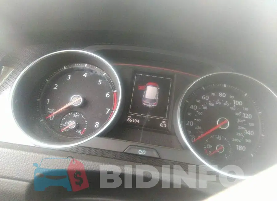3VW5T7AU7GM020743 Photo# 7