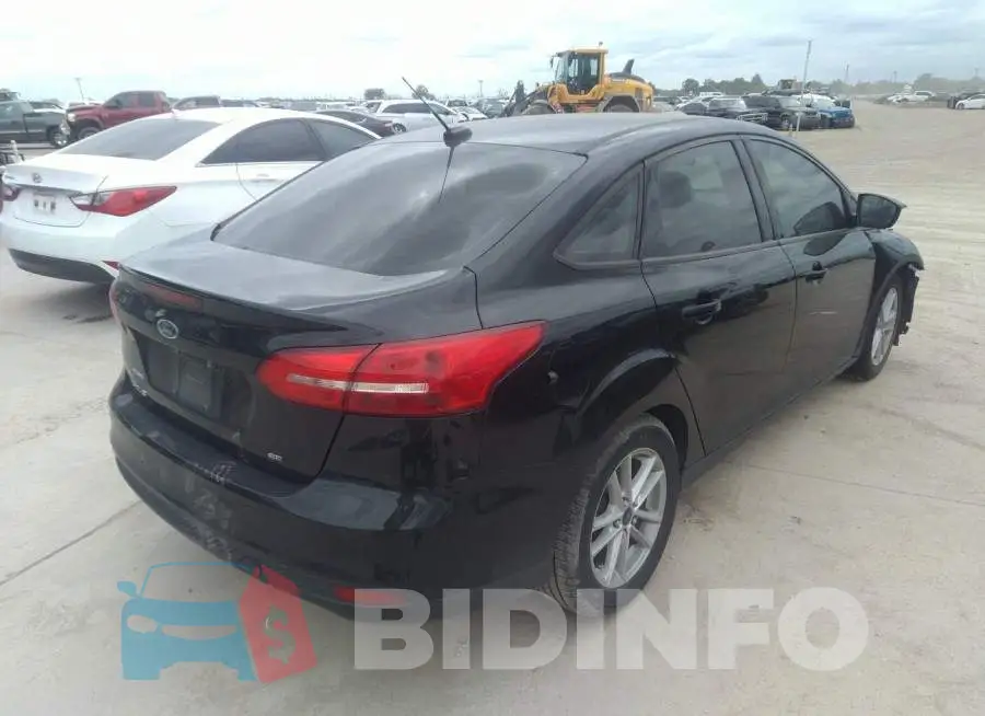 1FADP3F20JL269015 Photo# 4