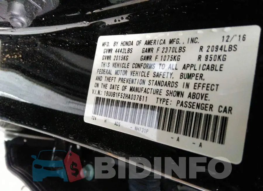 19UUB1F52HA007611 Photo# 9