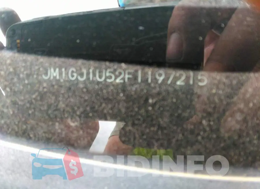 JM1GJ1U52F1197215 Photo# 9
