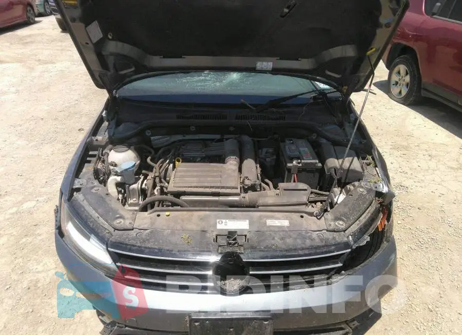 3VW167AJ2HM266581 Photo# 10