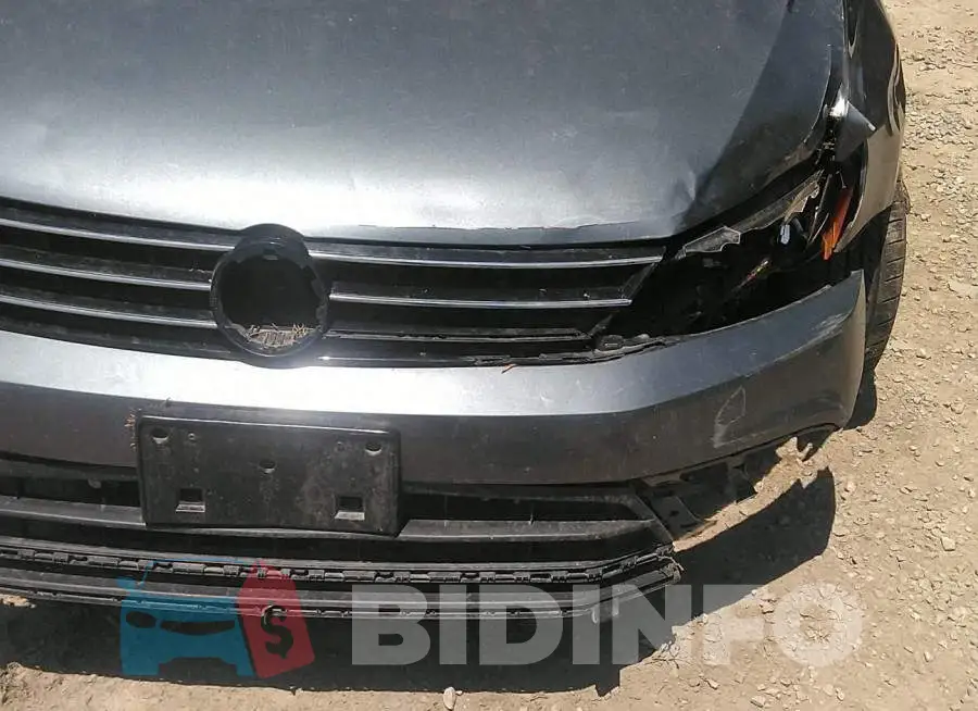 3VW167AJ2HM266581 Photo# 6