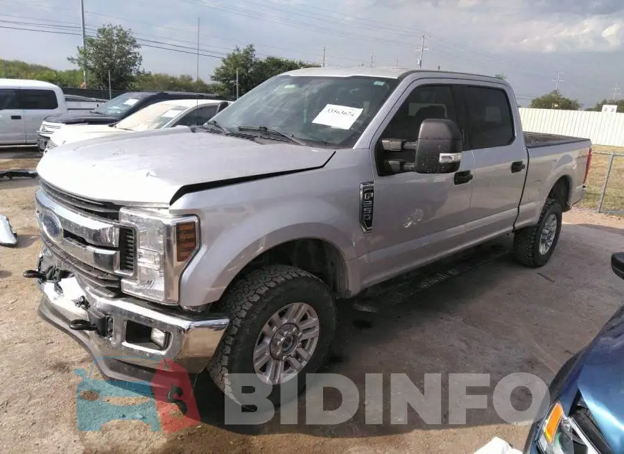 1FT7W2B66KED82499 Photo# 2