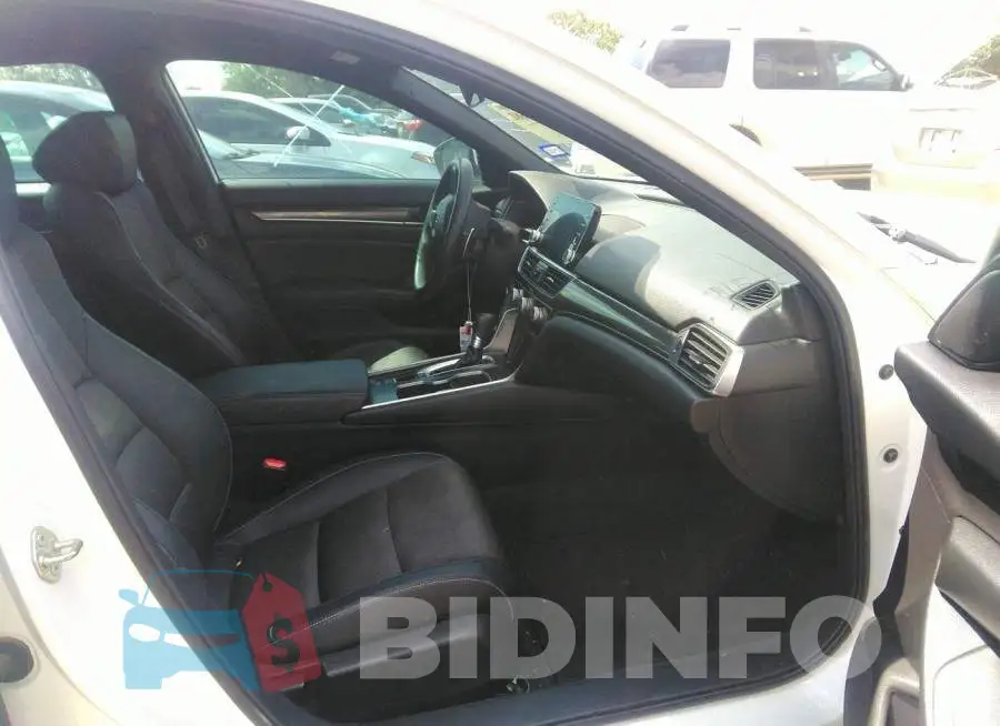 1HGCV1F37JA108716 Photo# 5