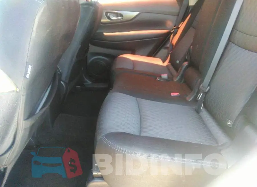JN8AT2MT2HW136140 Photo# 8