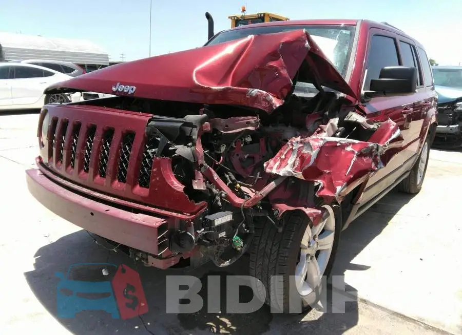 1C4NJPFB5GD790693 Photo# 6