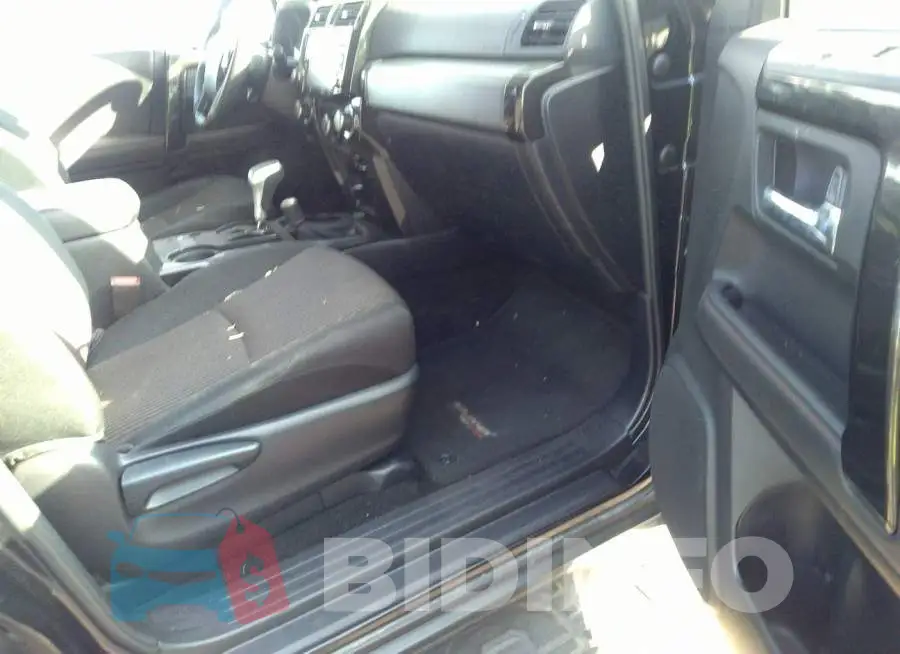 JTEPU5JR5M5930283 Photo# 5