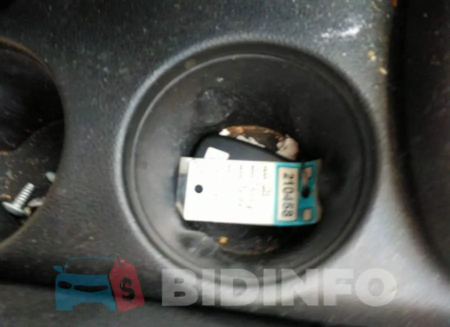 KL7CJPSM0MB365241 Photo# 11