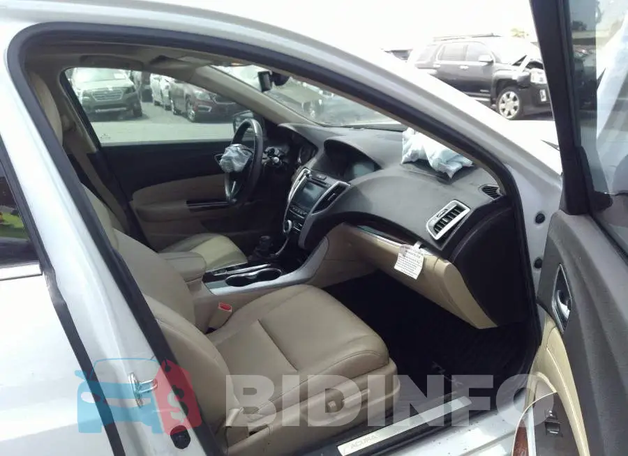 19UUB1F37LA009507 Photo# 5