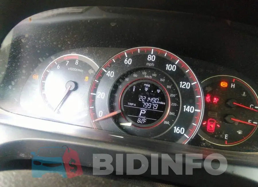 1HGCR2F52HA292940 Photo# 7