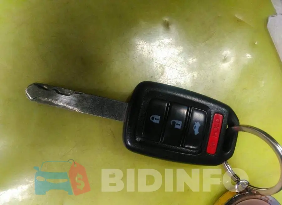 1HGCR2F52HA292940 Photo# 11