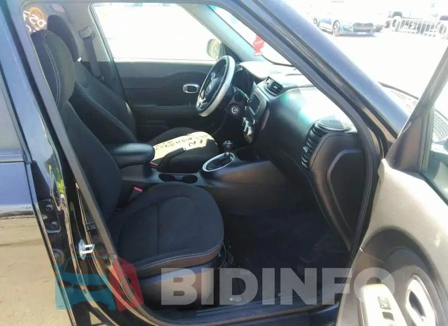 KNDJN2A29J7892131 Photo# 5