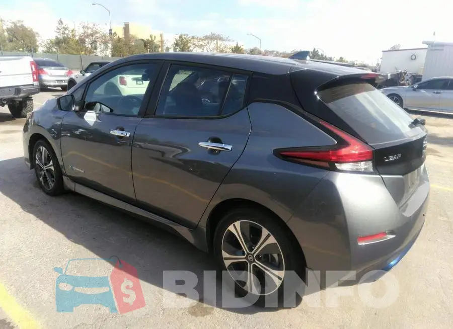 1N4AZ1CP5JC302625 Photo# 3