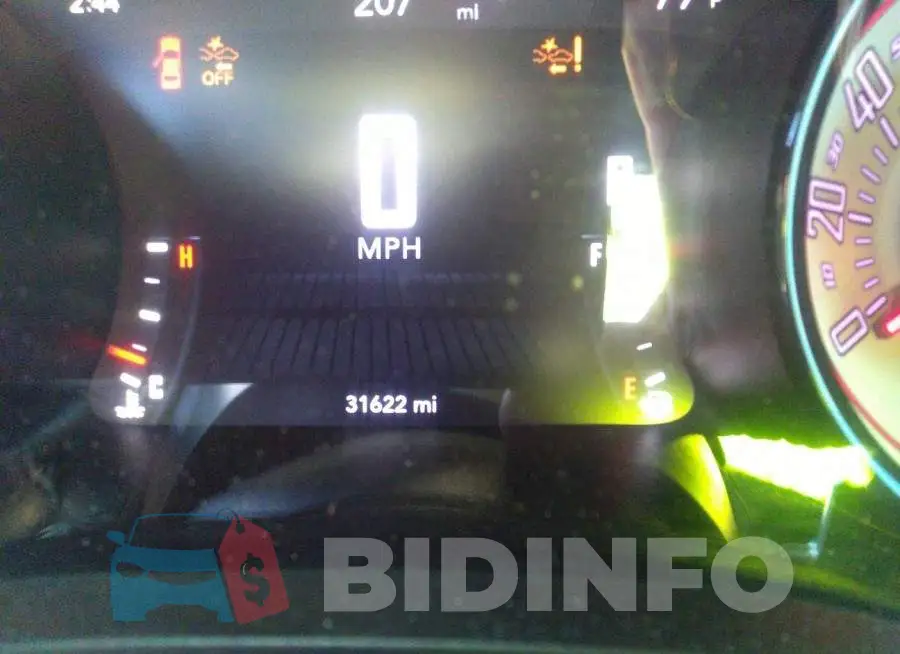 2C3CDZBT5JH143248 Photo# 7