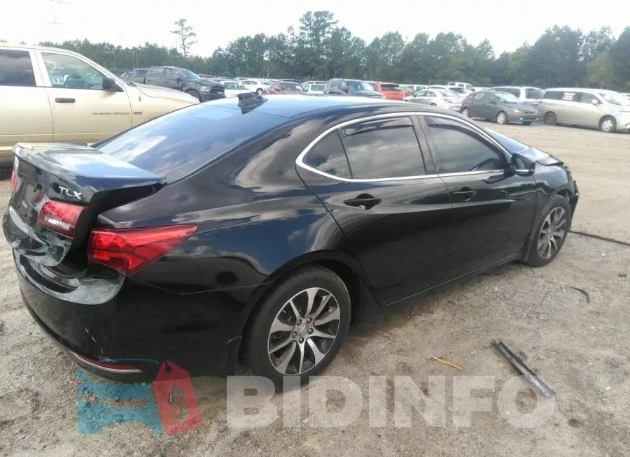 19UUB1F37GA004961 Photo# 4