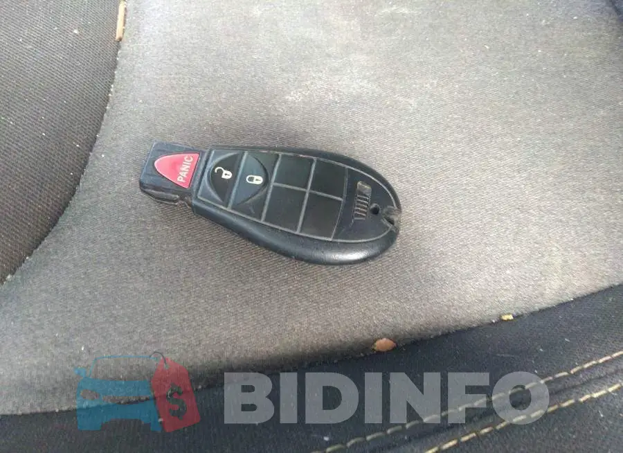 1C4PJLCB1JD621574 Photo# 11