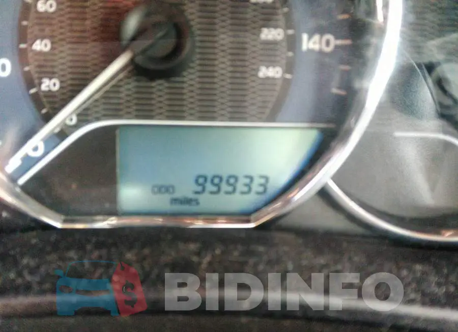 2T1BURHE9GC516049 Photo# 7