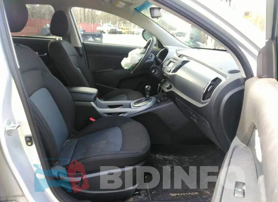 KNDPB3AC9F7740357 Photo# 5