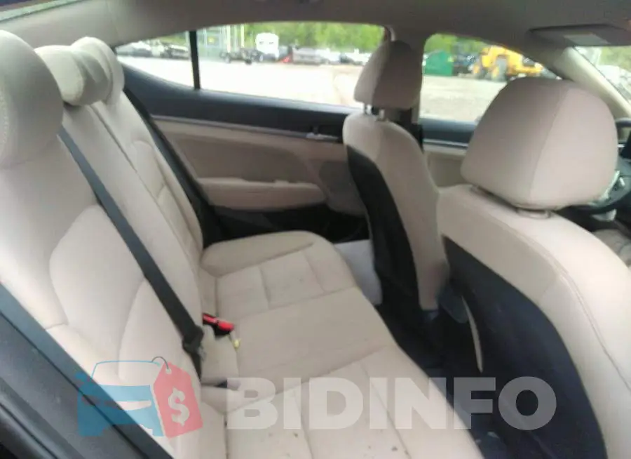 5NPD84LF7HH149022 Photo# 8