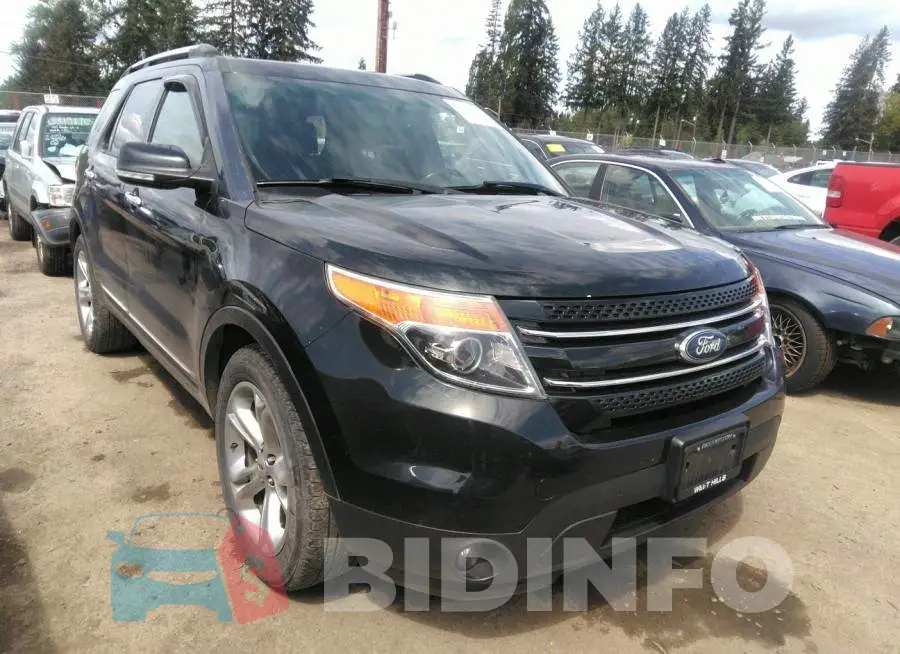 1FM5K8F83FGA15244 Photo# 1