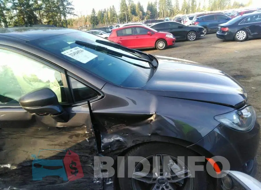 2C4RC1N78LR263177 Photo# 6