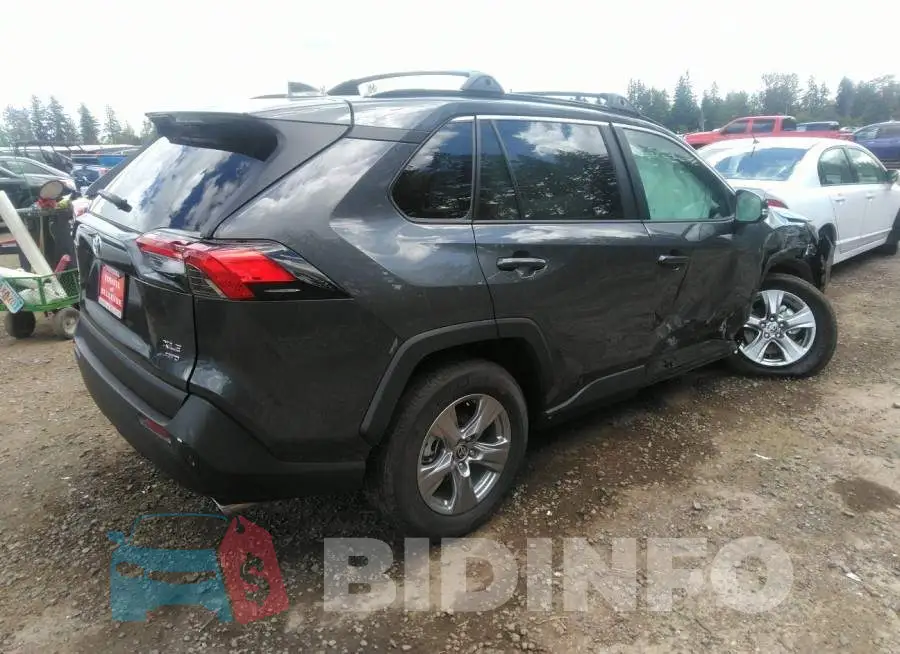 2T3P1RFV7NW267223 Photo# 4