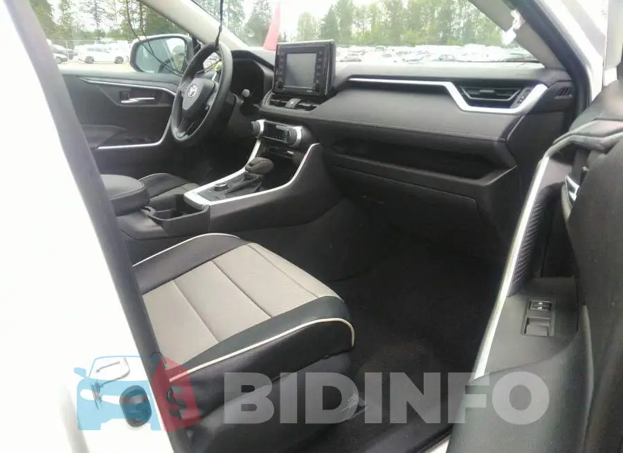 4T3R6RFV8MU025484 Photo# 5