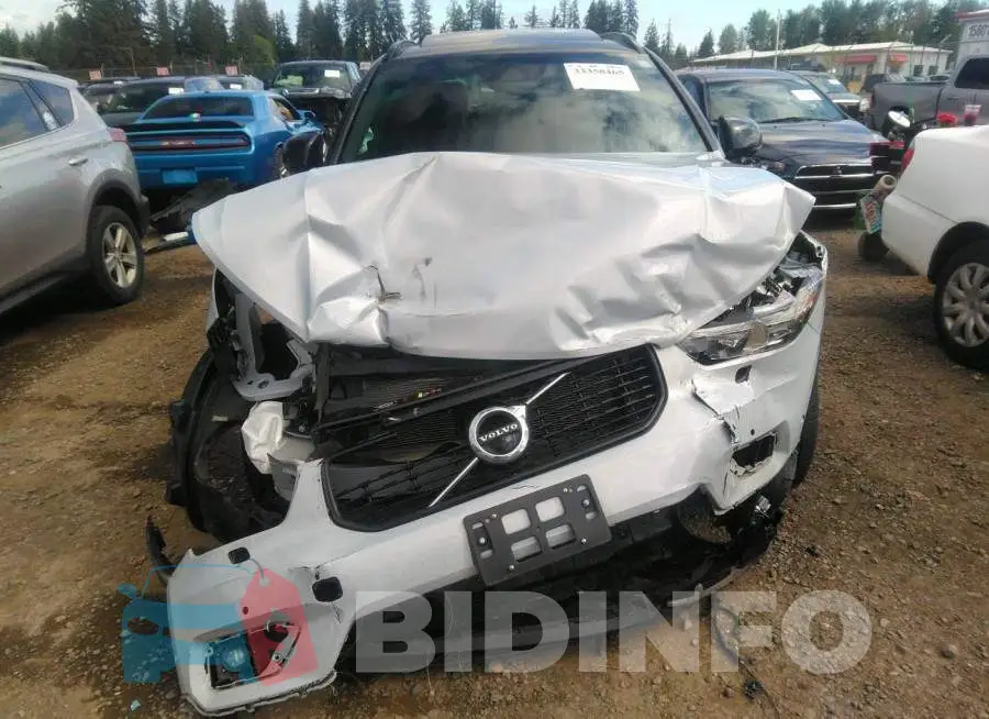 YV4162UM4M2505445 Photo# 6