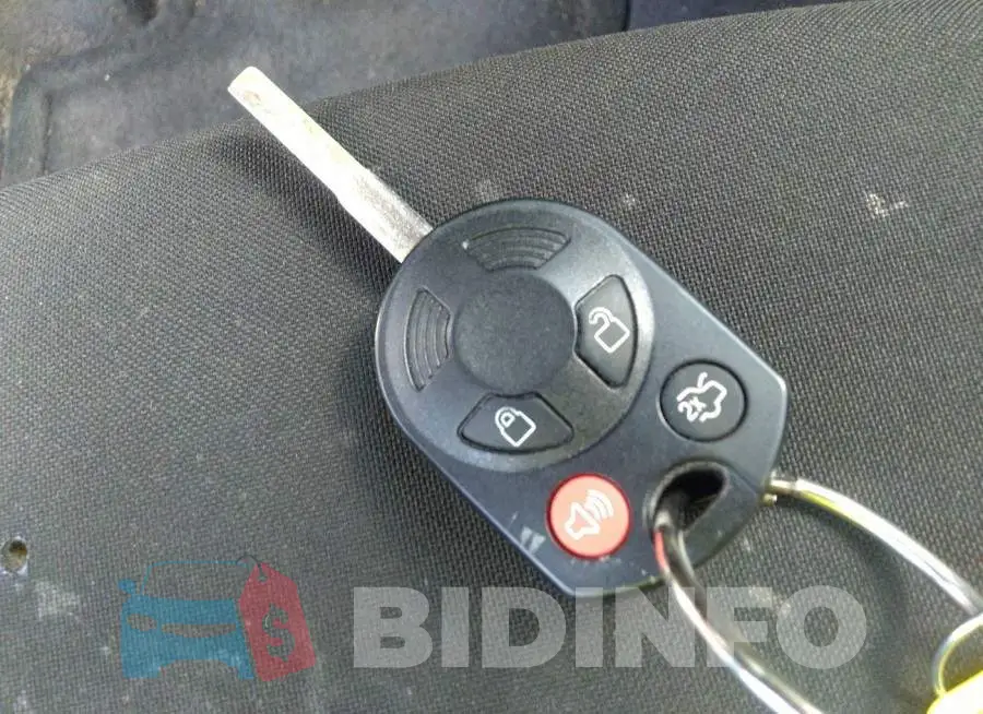 1FADP3M20JL236289 Photo# 11