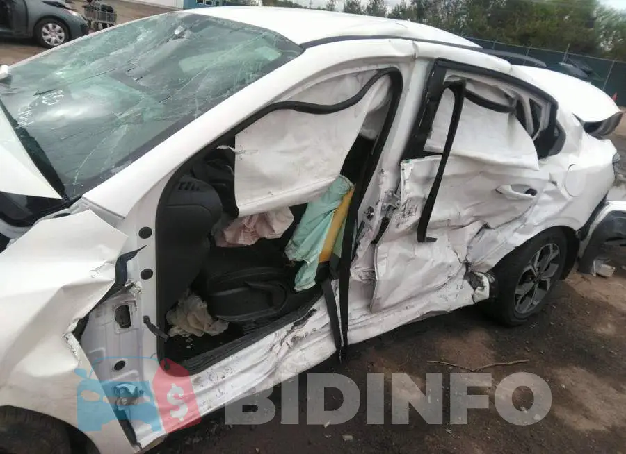 3KPF24AD5KE079317 Photo# 6