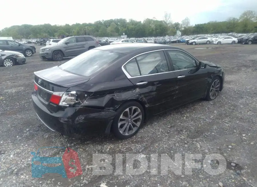 1HGCR2F55FA205626 Photo# 4