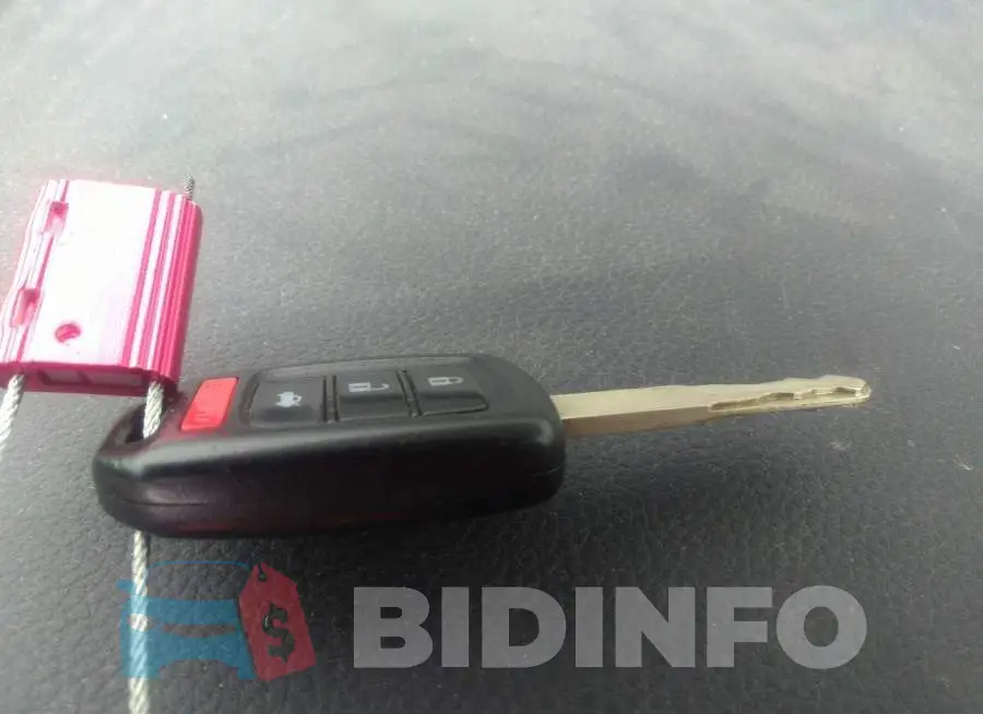 1HGCR2F30GA174107 Photo# 11