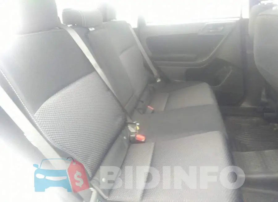 JF2SJADC7FH422424 Photo# 8