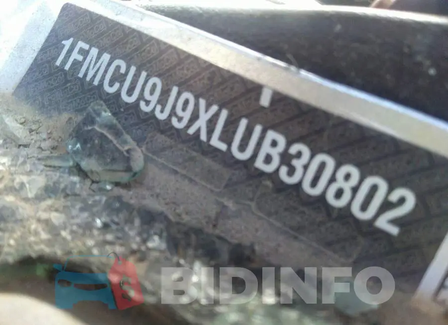 1FMCU9J9XLUB30802 Photo# 9