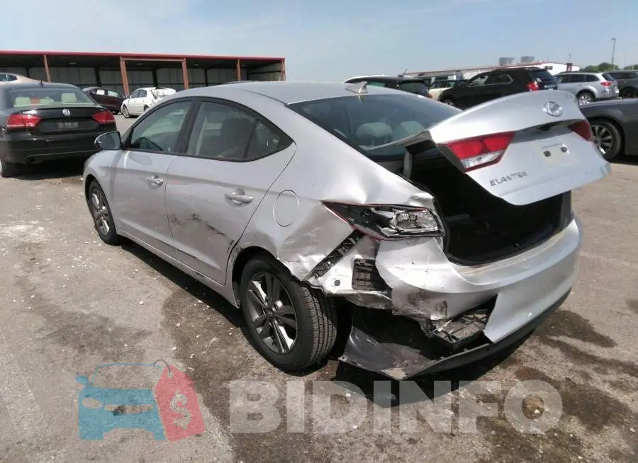 5NPD84LF3HH062962 Photo# 3