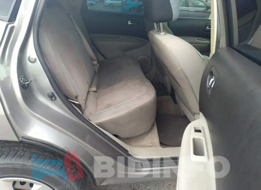 JN8AS5MT2FW153814 Photo# 8