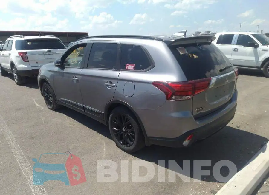 JA4AD3A39JZ024663 Photo# 3
