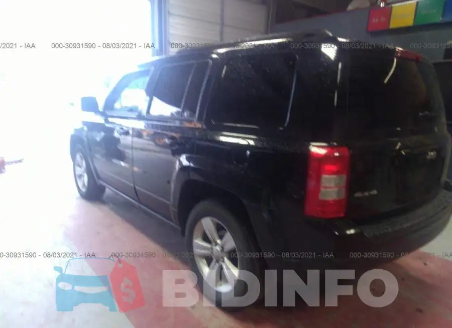 1C4NJRBB6GD804232 Photo# 3