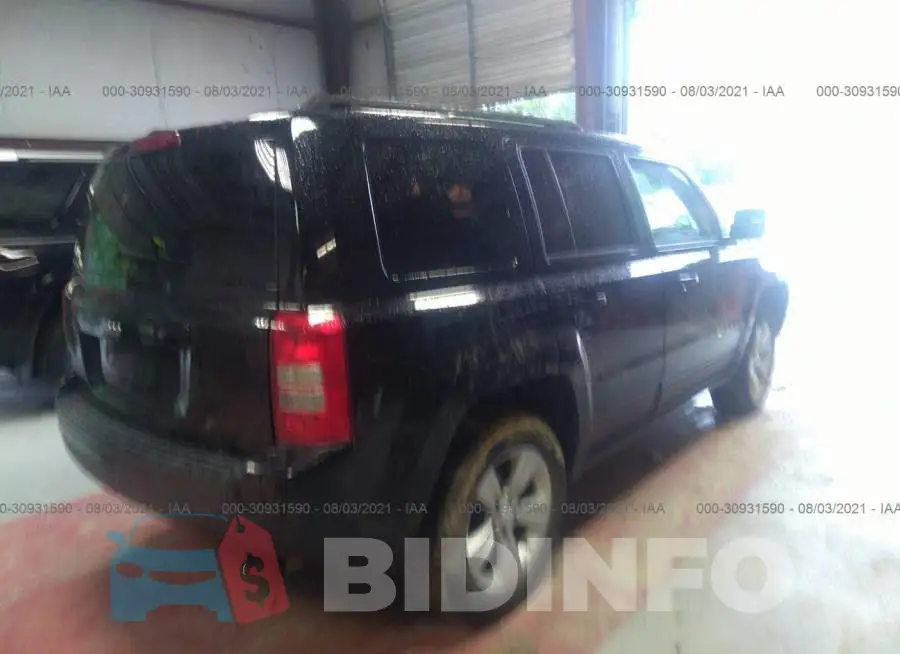1C4NJRBB6GD804232 Photo# 4