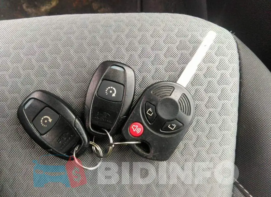 1FMCU9GD7HUA70187 Photo# 11