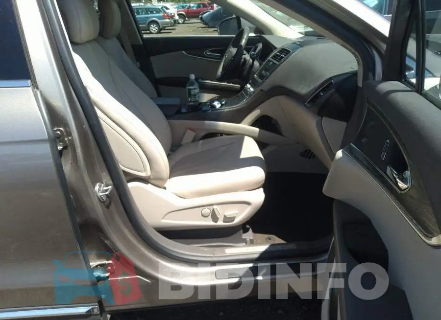 2LMPJ8L96KBL61612 Photo# 5