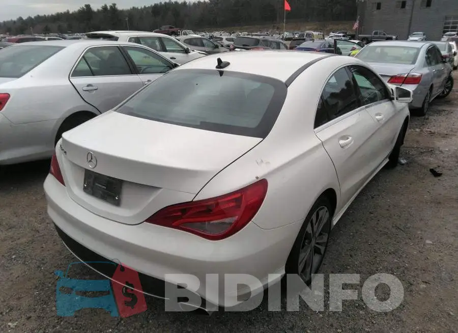 WDDSJ4EB7GN325657 Photo# 4